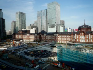 1ヶ月前の4月26日の東京駅俯瞰